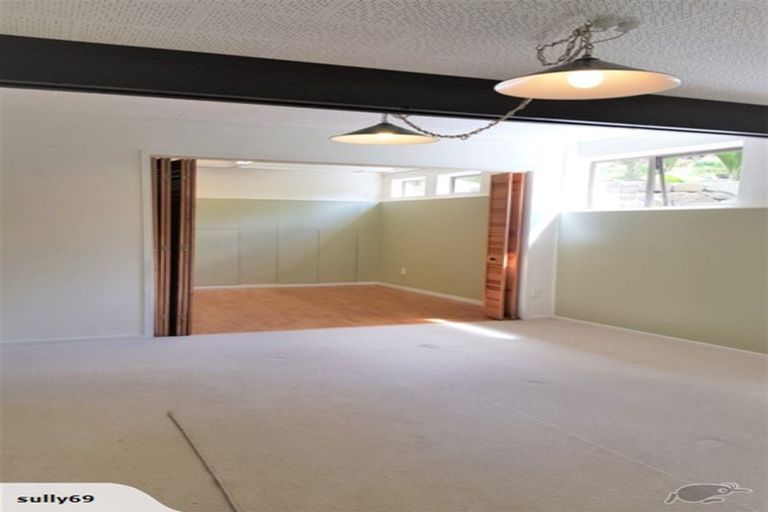 Photo of property in 177 Woodlands Park Road, Titirangi, Auckland, 0604