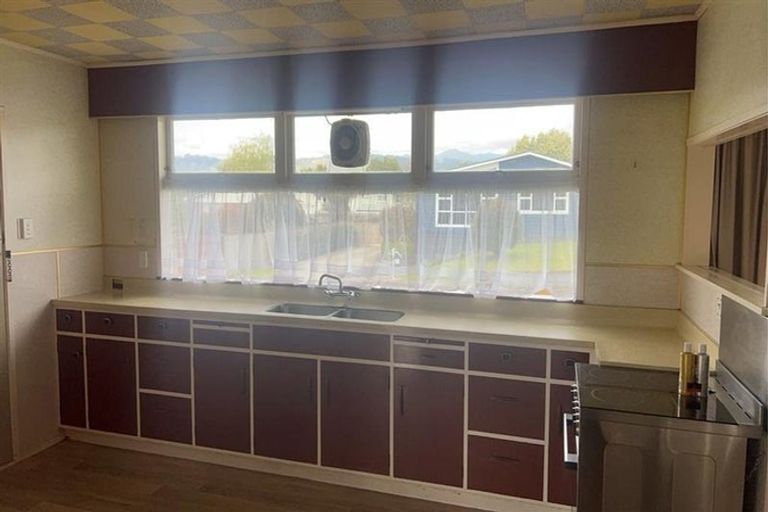 Photo of property in 17 Glen Street, Levin, 5510