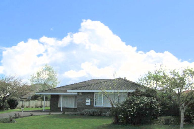 Photo of property in 6 Frisken Place, Lynmore, Rotorua, 3010