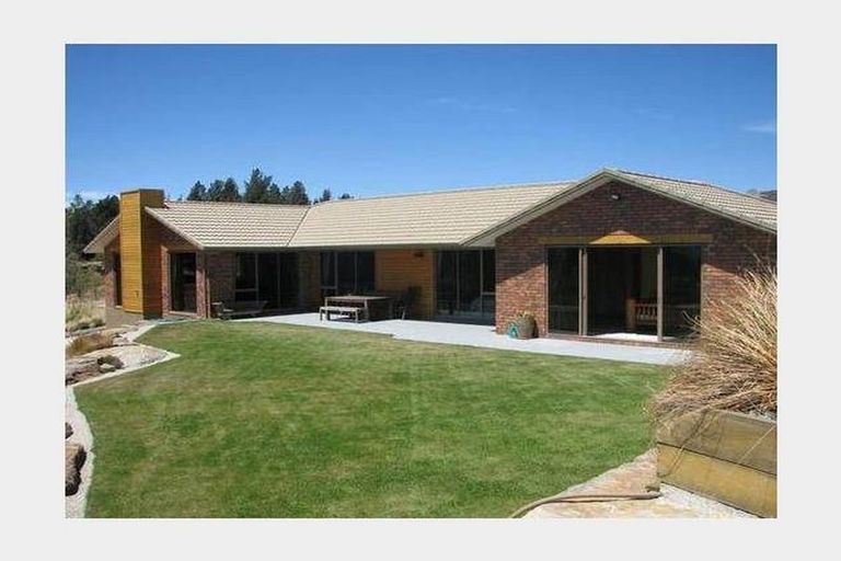 Photo of property in 20 Old Golf Course Road, Bridge Hill, Alexandra, 9320