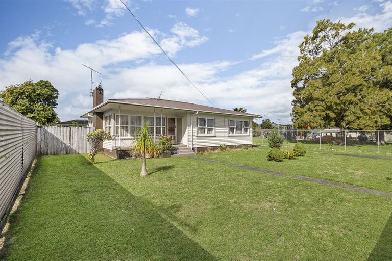 Photo of property in 9 Wilson Place, Papakura, 2110