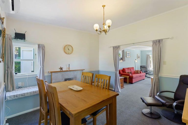 Photo of property in 6 Rangiuru Road, Otaki Beach, Otaki, 5512