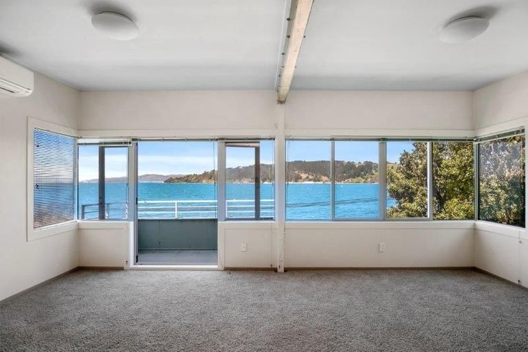 Photo of property in 130b Evans Bay Parade, Roseneath, Wellington, 6021