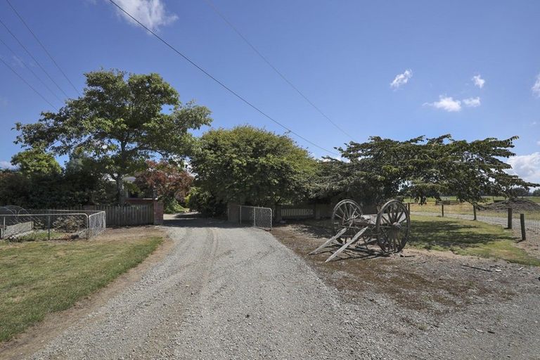 Photo of property in 85 Young Road, Branxholme, Invercargill, 9874