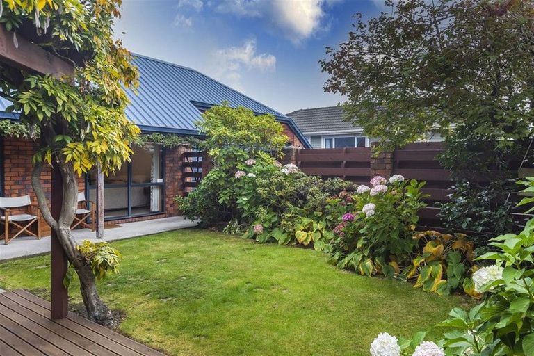 Photo of property in 1/204 Greers Road, Bryndwr, Christchurch, 8053