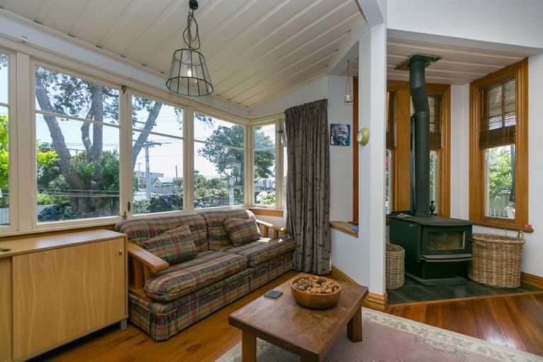 Photo of property in 24 Beach Street, Fitzroy, New Plymouth, 4312