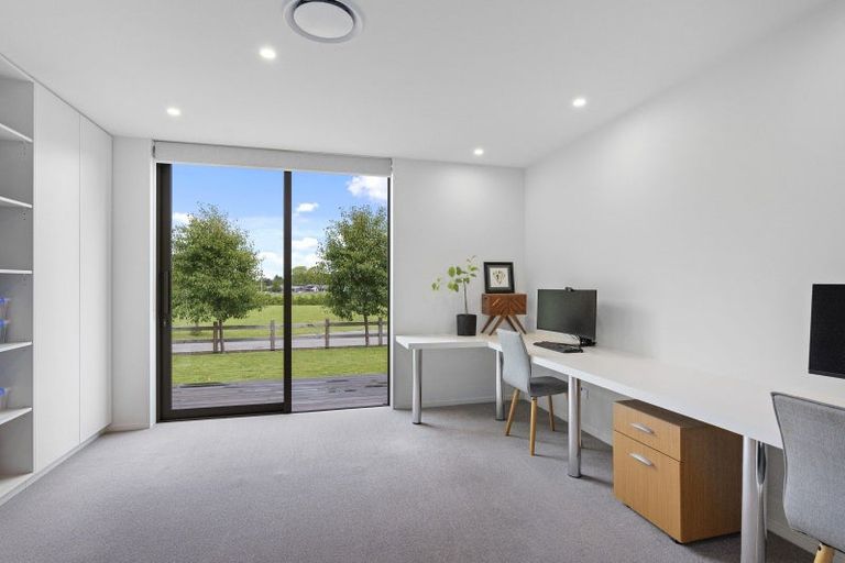 Photo of property in 3 Tui Vale Lane, Halswell, Christchurch, 8025