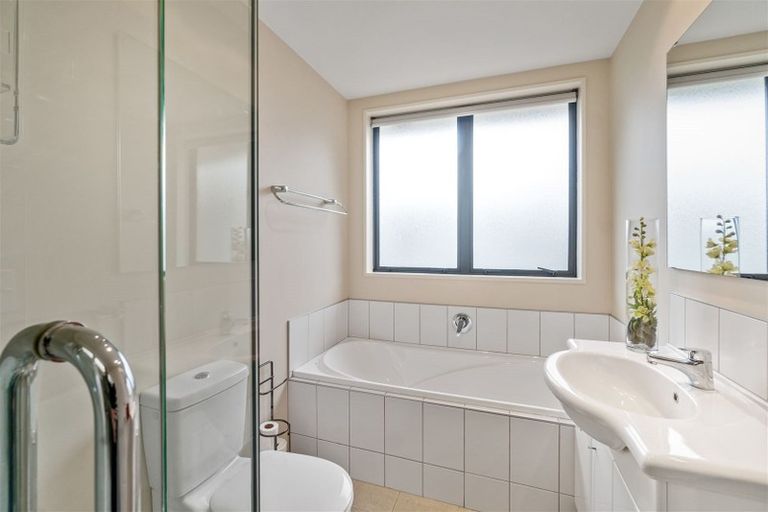 Photo of property in 51 Kirkwood Avenue, Upper Riccarton, Christchurch, 8041