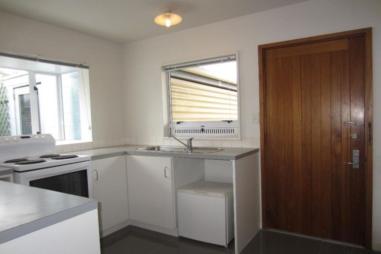 Photo of property in 2/511 Durham Street North, St Albans, Christchurch, 8014