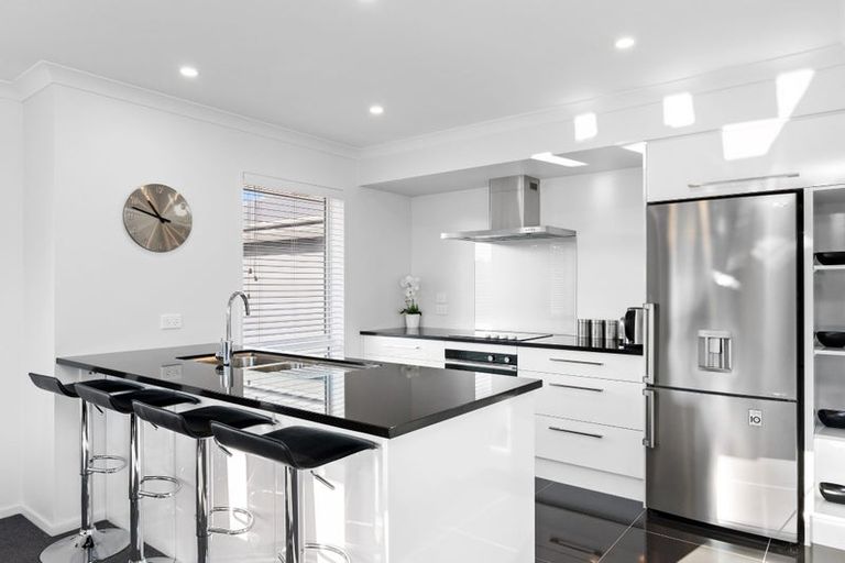 Photo of property in 9 Polish Settlers Place, Marshland, Christchurch, 8083