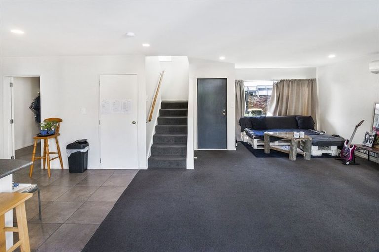Photo of property in 2/44 London Street, Richmond, Christchurch, 8013