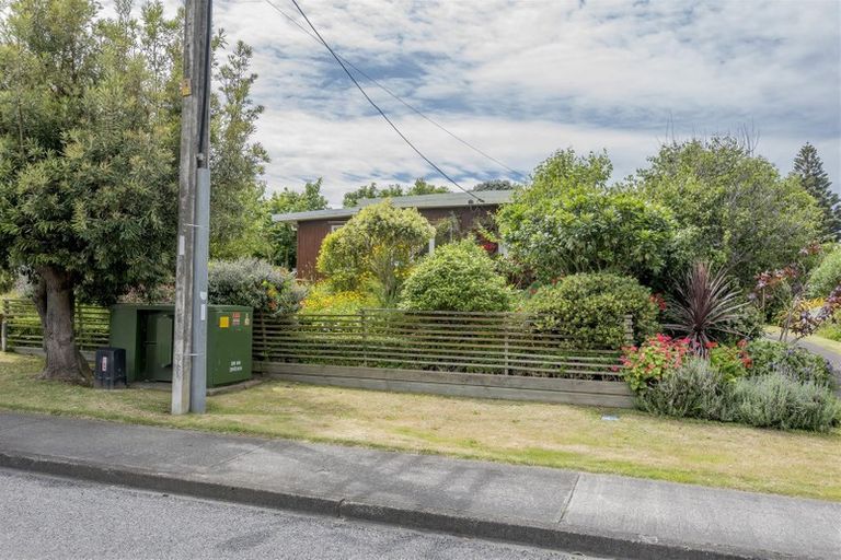 Photo of property in 6 Ngaio Street, Otaki Beach, Otaki, 5512