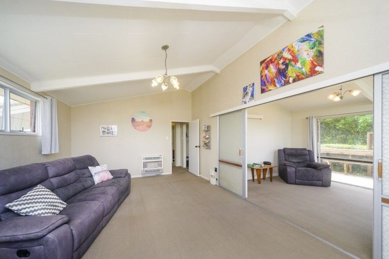 Photo of property in 30 Kennedy Avenue, Feilding, 4702