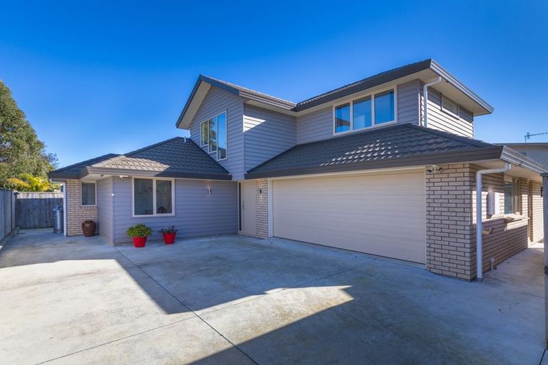 Photo of property in 86a Heretaunga Street, Palmerston North, 4414