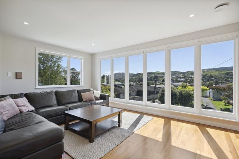 Photo of property in 2 Mascot Street, Tawa, Wellington, 5028