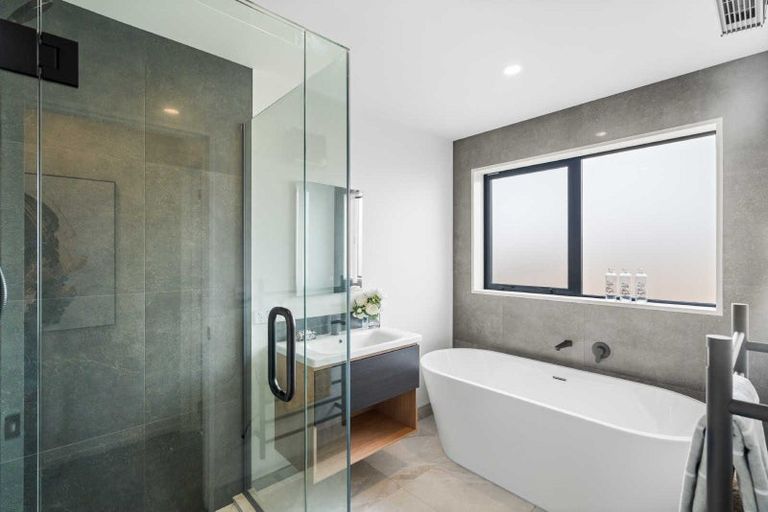 Photo of property in 3 Higgins Street, Woodend, 7610