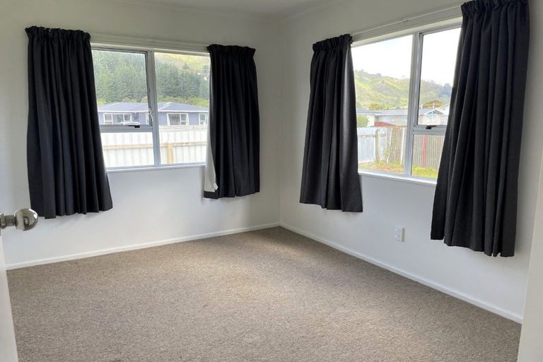 Photo of property in 1 Weymouth Grove, Wainuiomata, Lower Hutt, 5014