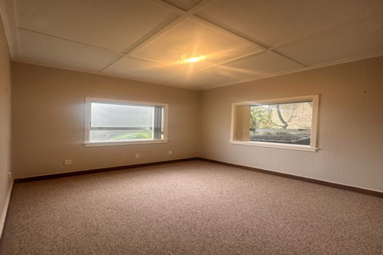 Photo of property in 17 Selwyn Road, Manurewa, Auckland, 2102