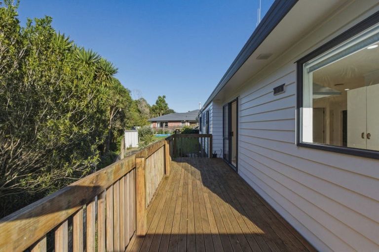 Photo of property in 25 Lucerne Place, Welcome Bay, Tauranga, 3112