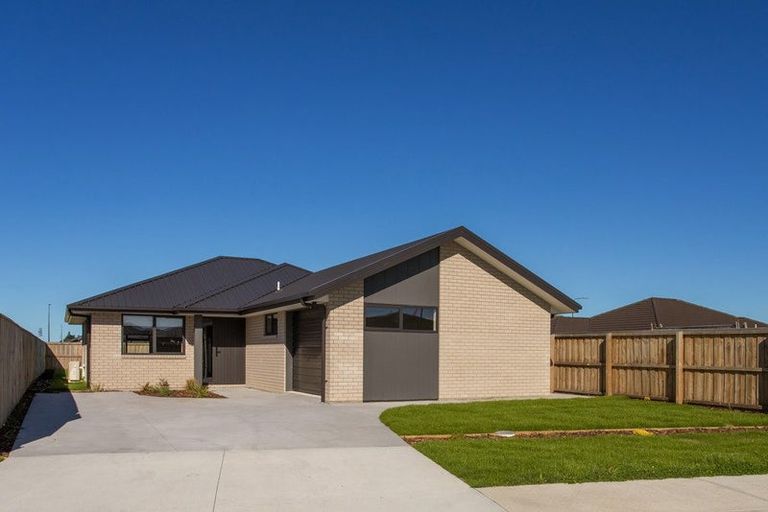 Photo of property in 4 Herridge Street, Woodend, 7691