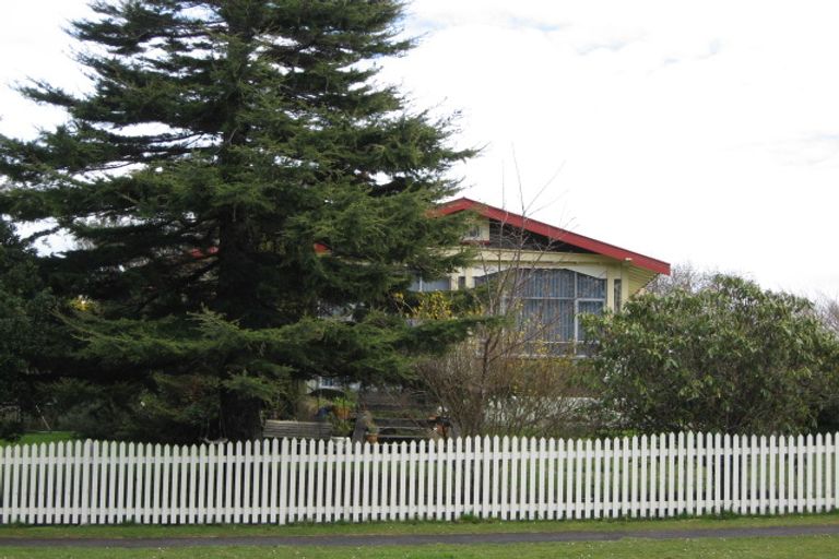 Photo of property in 103 Portia Street, Stratford, 4332