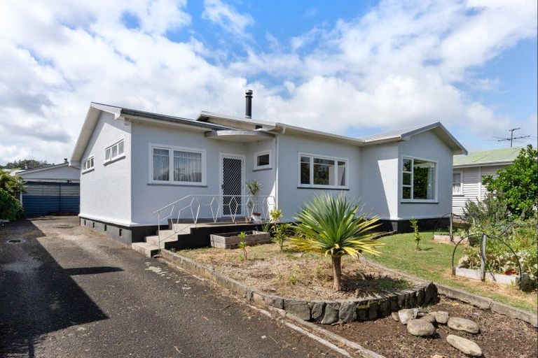 Photo of property in 11 Walsh Street, Mangapapa, Gisborne, 4010