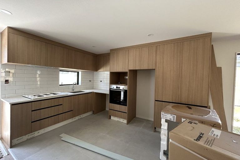 Photo of property in 46c Burswood Drive, Burswood, Auckland, 2013