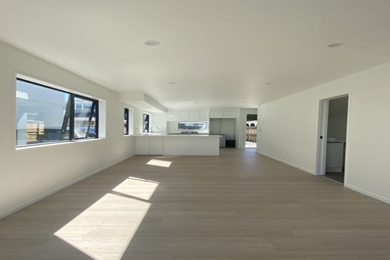 Photo of property in 94e Bay Street, Red Beach, 0932