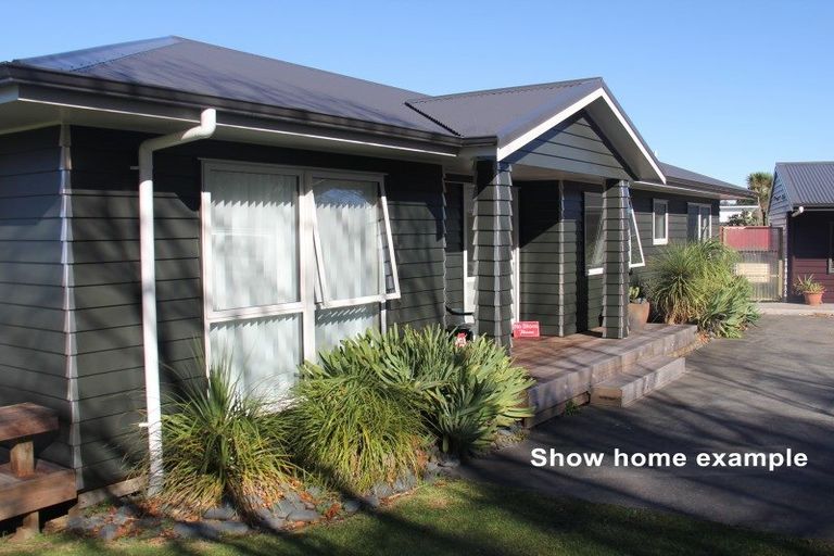 Photo of property in 19 Victoria Street, Coromandel, 3506