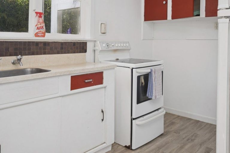 Photo of property in 48 Robinson Avenue, Holdens Bay, Rotorua, 3010