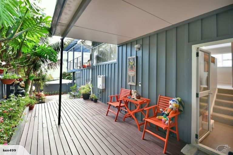 Photo of property in 112a Pacific Parade, Army Bay, Whangaparaoa, 0930