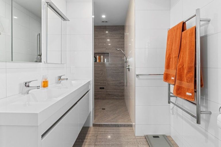 Photo of property in 128a Valley Road, Mount Maunganui, 3116