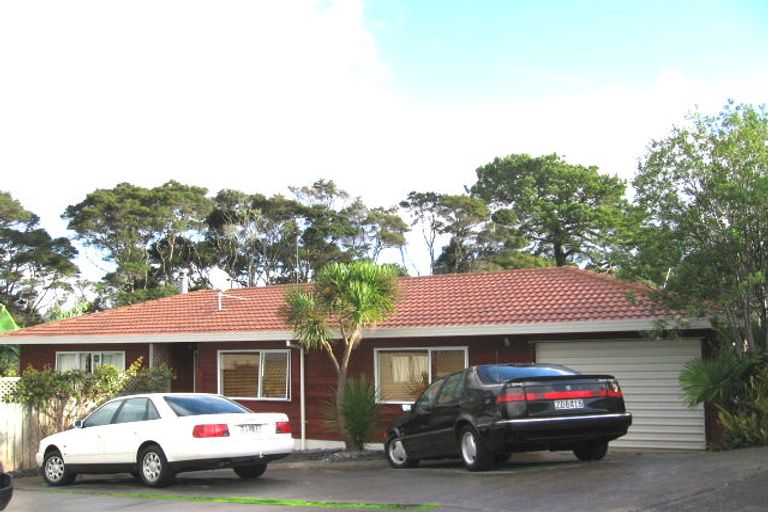Photo of property in 240 Waitemata Drive, Ranui, Auckland, 0612