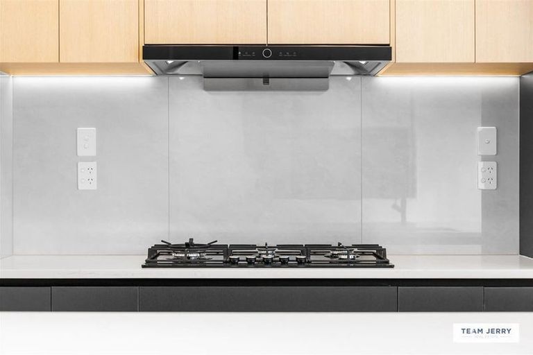 Photo of property in 339b Bucklands Beach Road, Bucklands Beach, Auckland, 2012