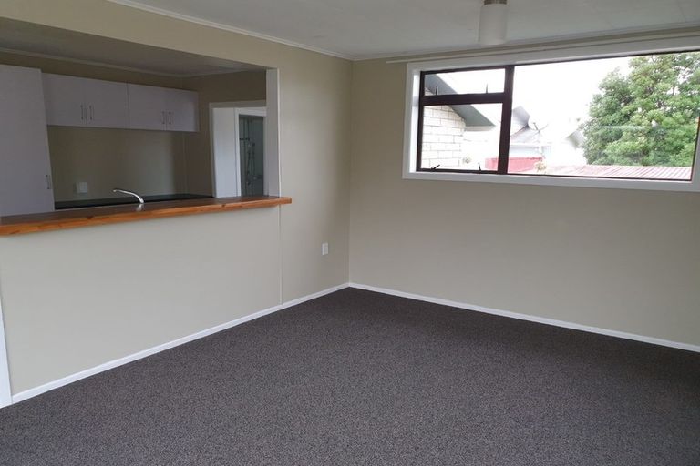 Photo of property in 38 Ngaio Street, Strandon, New Plymouth, 4312