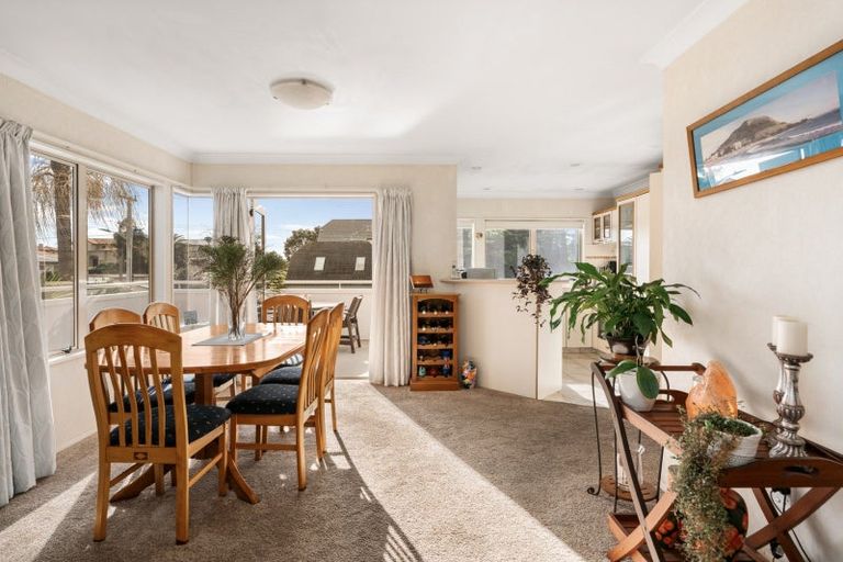 Photo of property in 130a Oceanbeach Road, Mount Maunganui, 3116