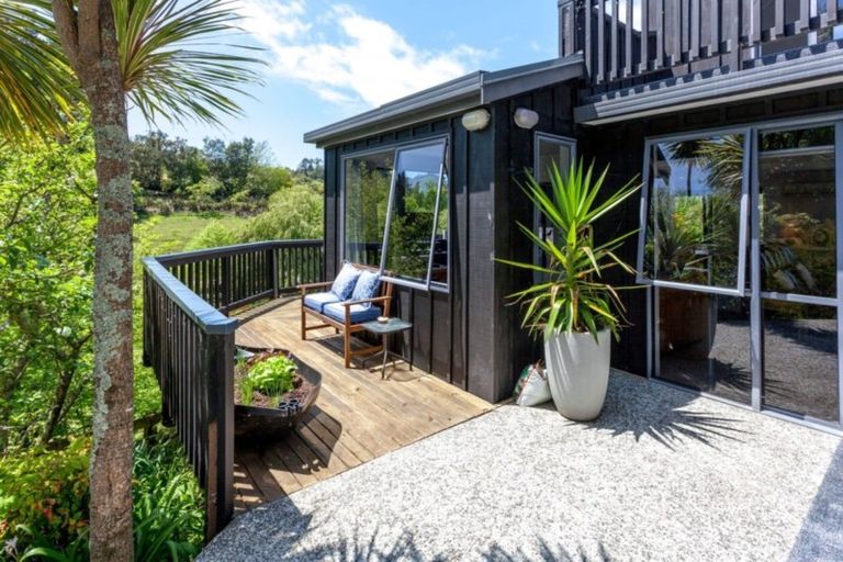 Photo of property in 2790 Long Bay Road, Coromandel, 3581