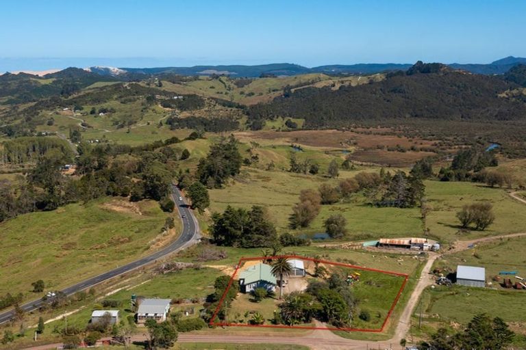 Photo of property in 15 Karuhiruhi Road, Oue, Kaikohe, 0473