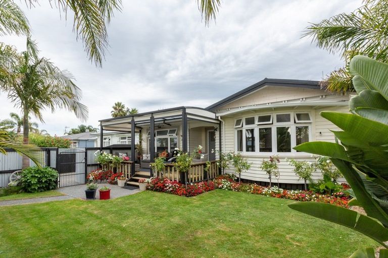 Photo of property in 174 Kennedy Road, Marewa, Napier, 4110