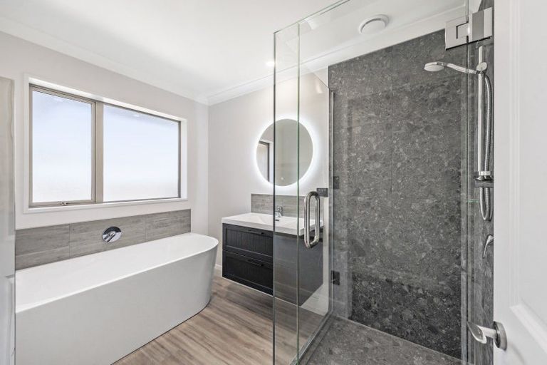 Photo of property in 23 Date Crescent, Aidanfield, Christchurch, 8025