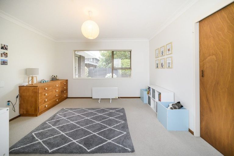 Photo of property in 104 Waterloo Crescent, Hokowhitu, Palmerston North, 4410