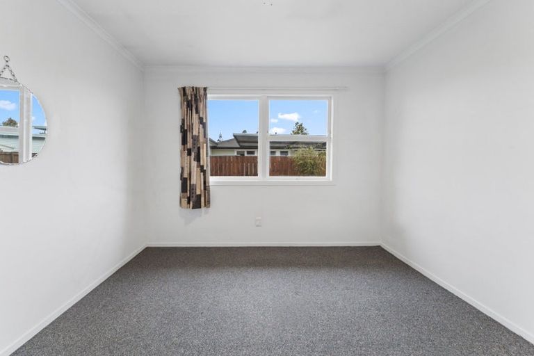 Photo of property in 3a Butler Place, Fairfield, Hamilton, 3214