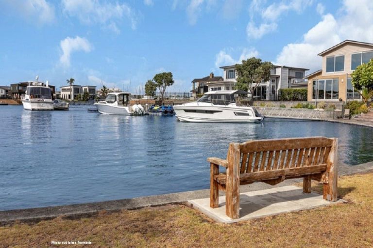 Photo of property in 1 Lanyard Place, One Tree Point, 0118