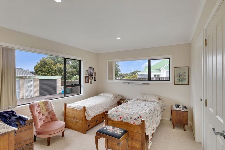 Photo of property in 1/58 Grey Street, Waitara, 4320