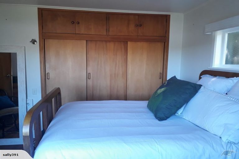 Photo of property in 39 Hudson Street, Island Bay, Wellington, 6023