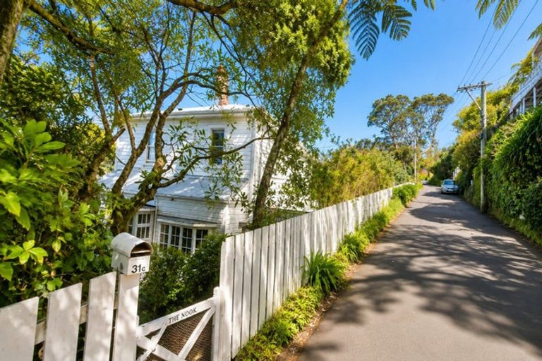 Photo of property in 31d Patanga Crescent, Thorndon, Wellington, 6011