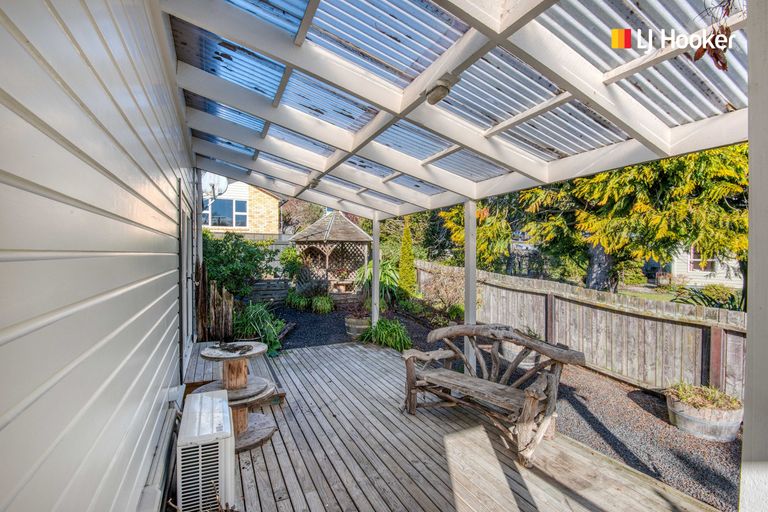 Photo of property in 290 Gladstone Road North, Mosgiel, 9092