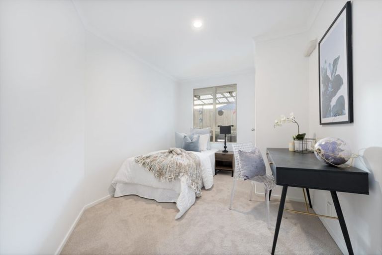 Photo of property in 38 Semillon Avenue, Henderson, Auckland, 0612