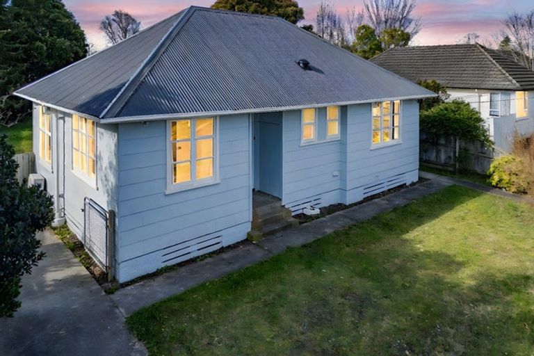 Photo of property in 62 Hollyford Avenue, Bryndwr, Christchurch, 8053