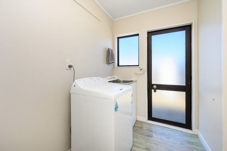 Photo of property in 36 Kowhai Street, Tokomaru, Palmerston North, 4474